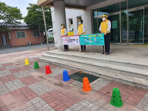 thumb-237920812_J4ZjE90X_3def9d66b83fe31c64b29c3ec24fddf2bbfe21ac_600x450