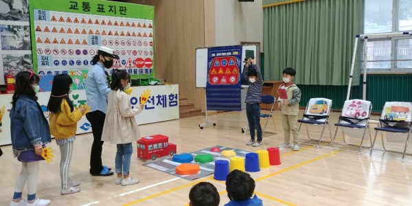 thumb-237920812_wE2MsoBq_b41bcb7c43f51befa144516a7142b706c6005f28_600x300