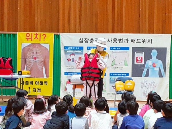 thumb-237920812_Eja0XFet_f4a70f672419c62423bb522ab10819c3653f7954_600x450