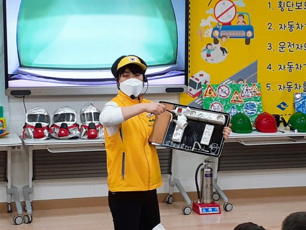 thumb-237920812_HwCJOYhZ_4b3098ca0c635661f18fe7dc8e8cc51e50179f7c_600x450