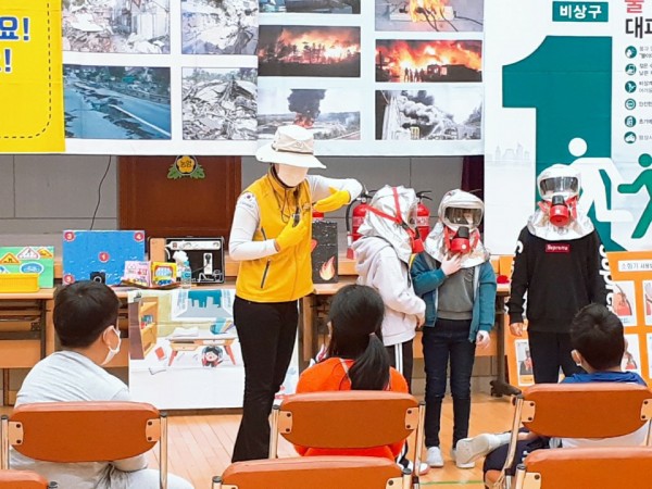 thumb-237920812_AI2hlCjE_d42a735108bfde7a021c8e535611b936097eaf98_600x450