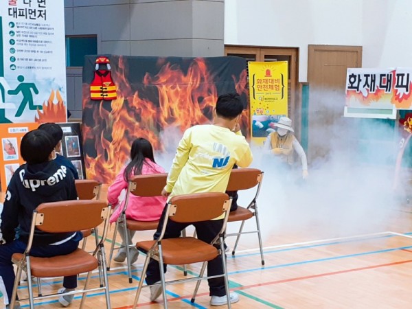 thumb-237920812_2q3FJxCw_d871a931673c9620b070b37fd57f12ef2a0ef908_600x450