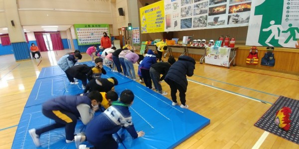 thumb-237920812_mAD7WjOR_2b0a67a45716e48499926187b690b706ac25905e_600x300