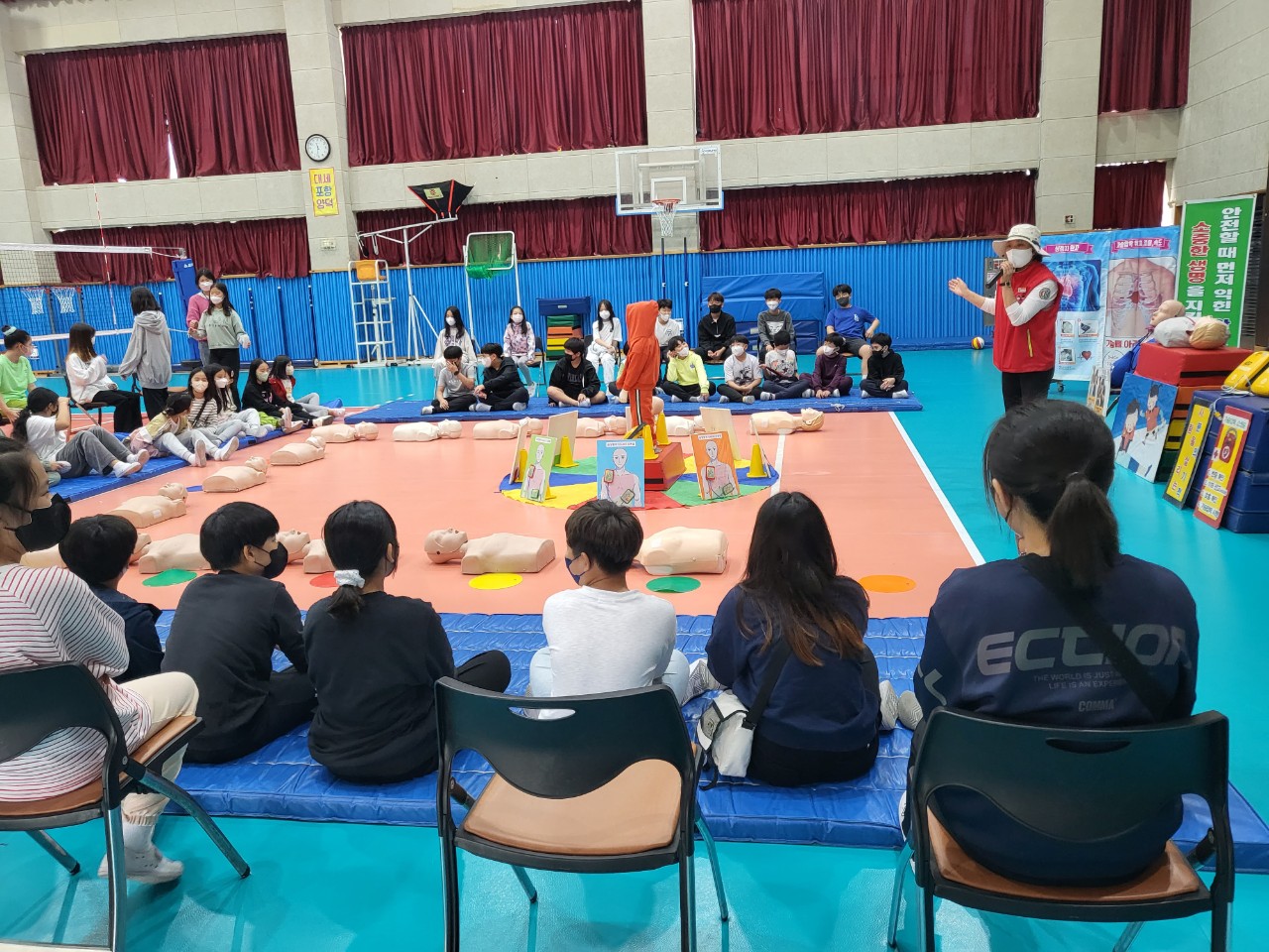 7_11hUd018svc4e5jzi5mwtm7_s7wvmx